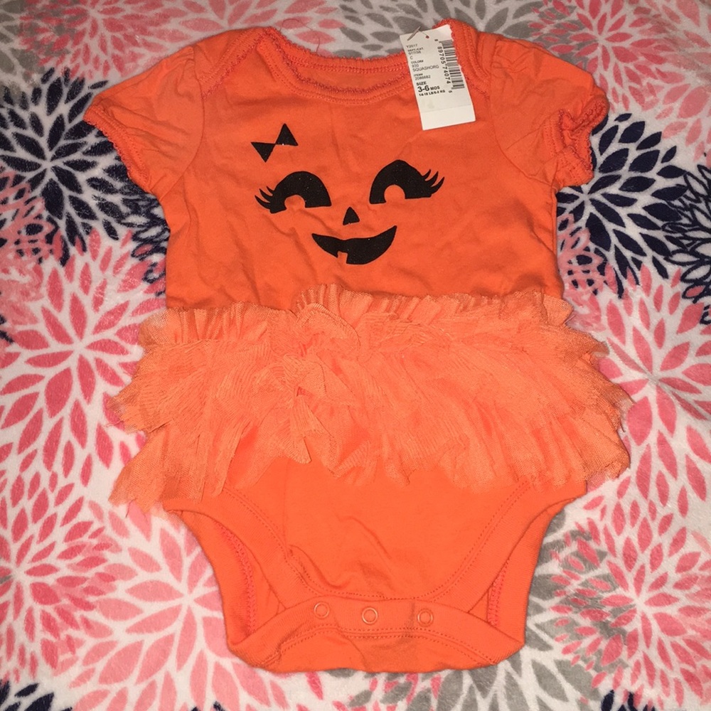 3/$25 ⭐️ 🎃 Baby girl tutu onesie 🎃